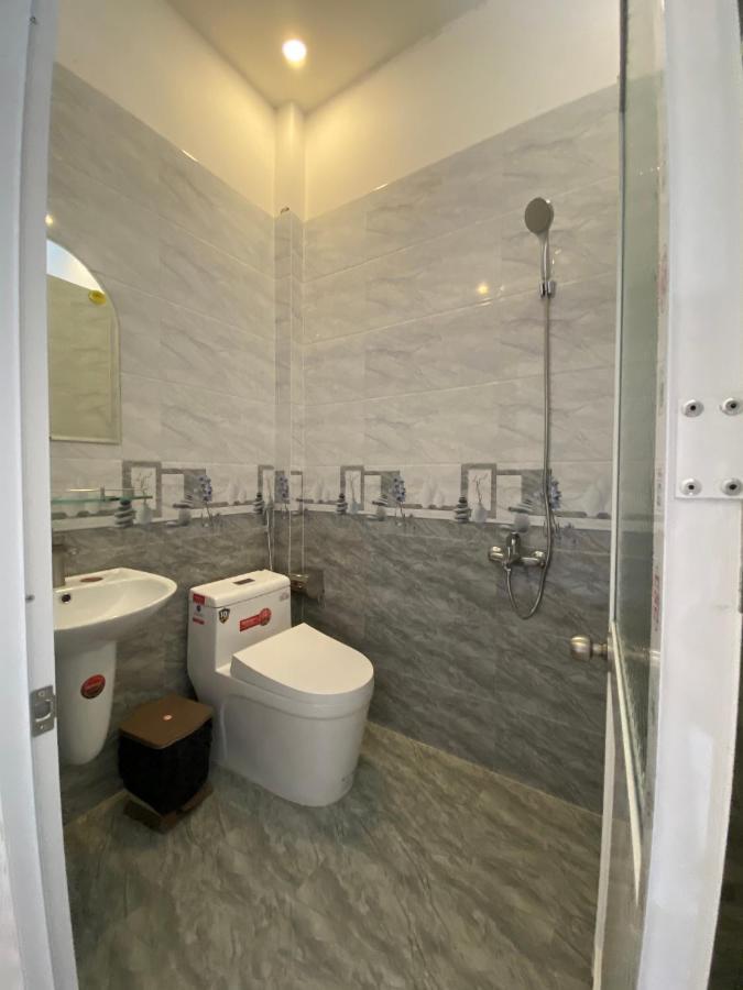 Cam Hoang Vy Apartment Да Лат Екстериор снимка