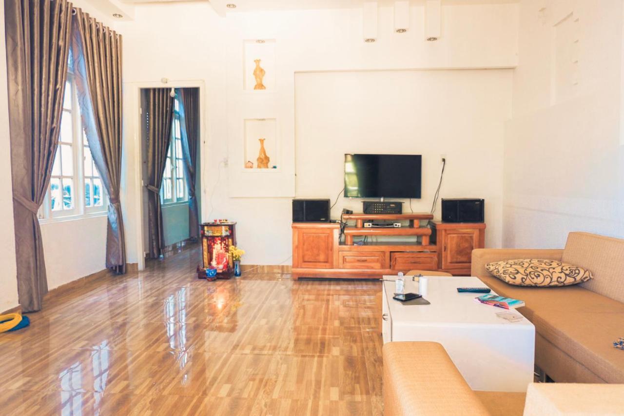 Cam Hoang Vy Apartment Да Лат Екстериор снимка